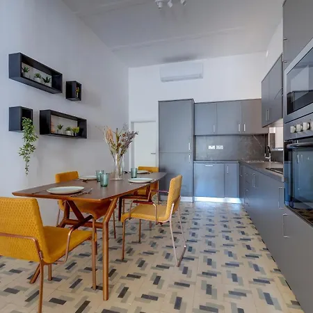 Ellul Living 4*