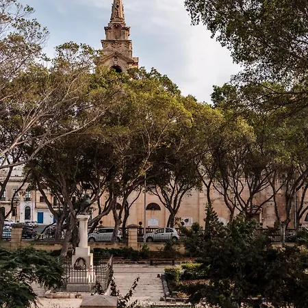 Ellul Living 4* 弗洛里亚纳