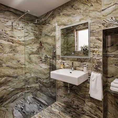 Ellul Living 公寓式酒店 4*