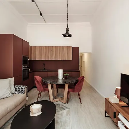 公寓式酒店 Ellul Living 4*