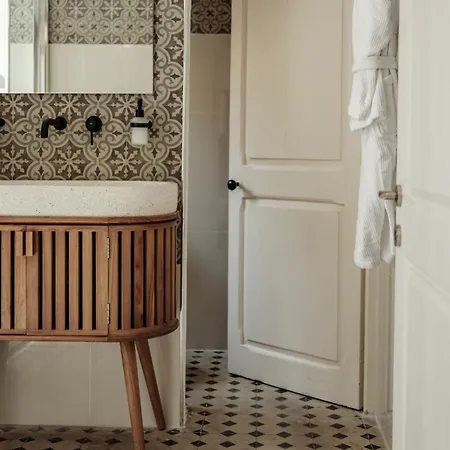 Ellul Living 弗洛里亚纳