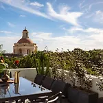 Ellul Living Aparthotel