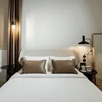 Ellul Living Aparthotel 4*