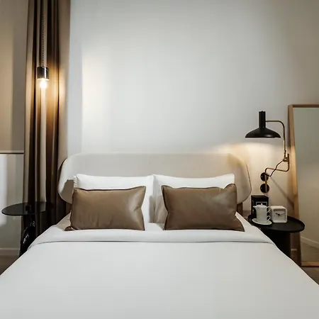 Ellul Living Aparthotel 4*