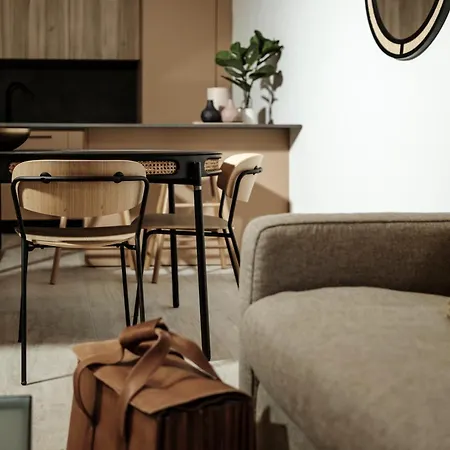 Ξενοδοχείο με διαμερίσματα Ellul Living *