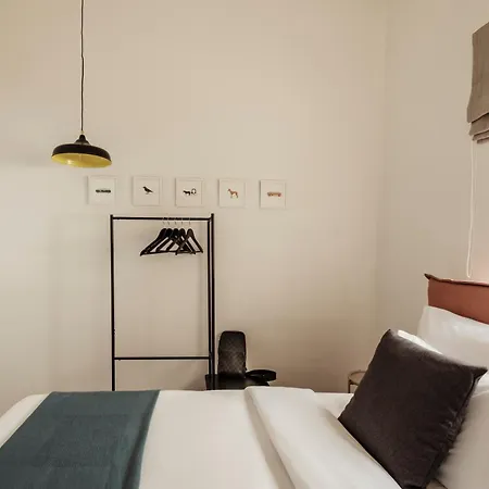 Ellul Living Ξενοδοχείο με διαμερίσματα Φλοριάνα