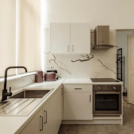 Ellul Living 4* Floriana