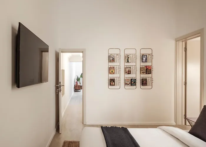 Ellul Living Aparthotel 4*