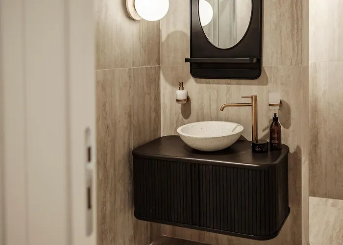 Ellul Living Apartmanhotel 4*